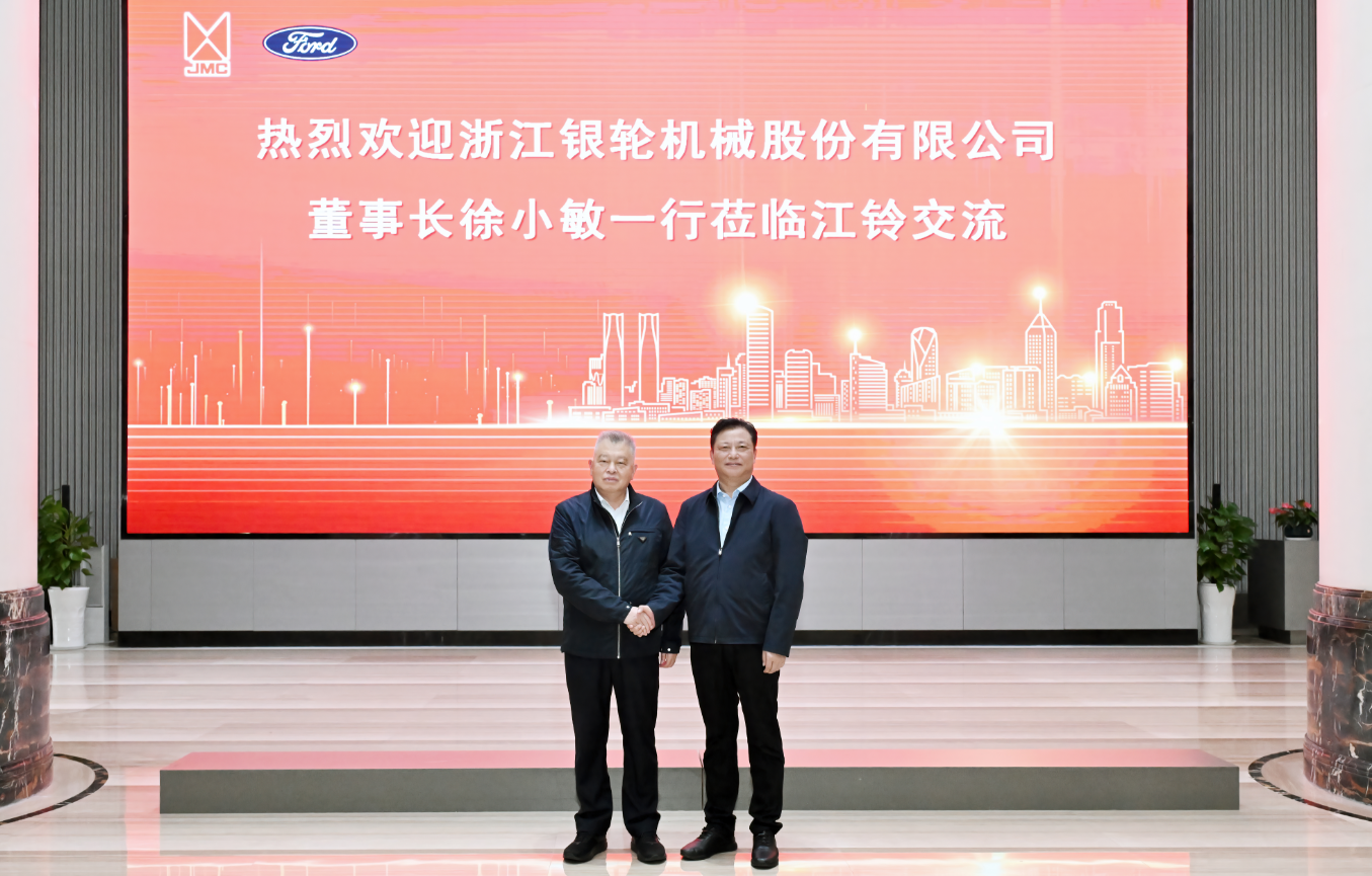 徐小敏董事长访问江铃股份并到南昌ag8亚洲国际游戏指导工作